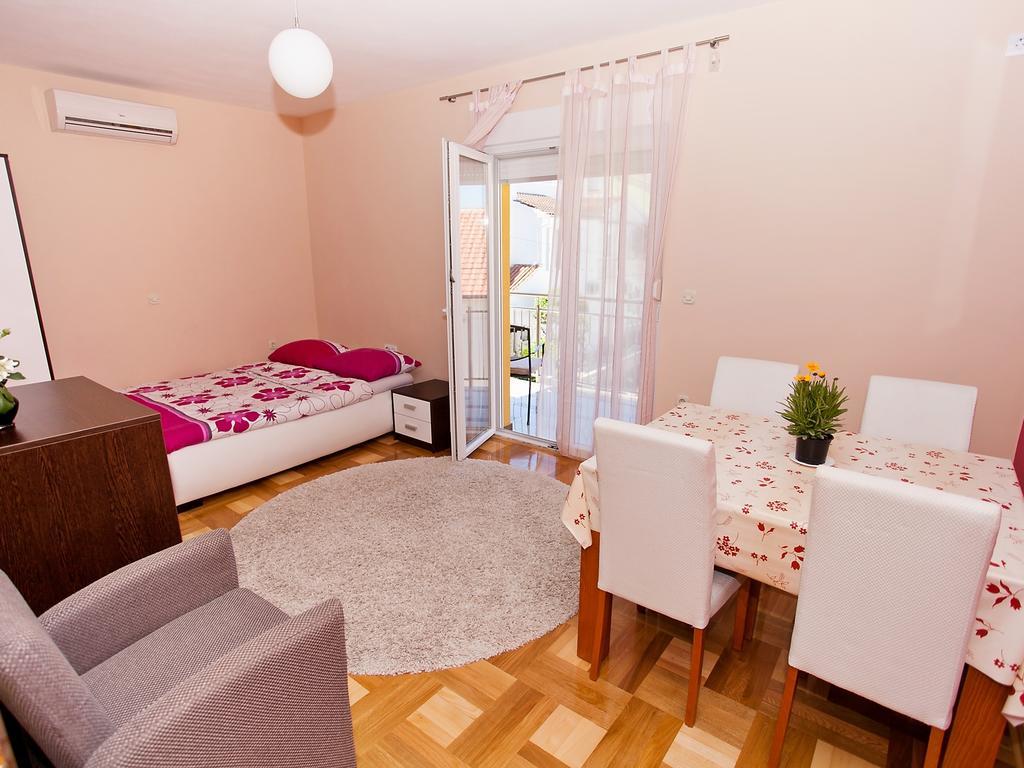 Apartment Zadar Diklo Borik Vir Quarto foto