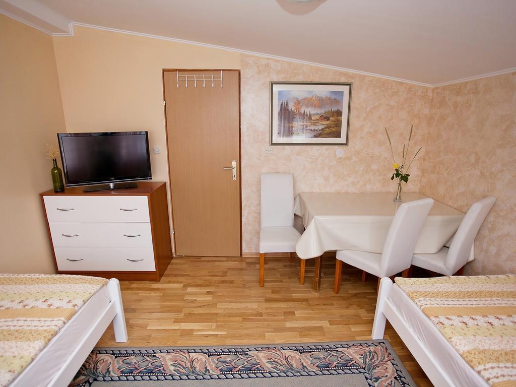 Apartment Zadar Diklo Borik Vir Quarto foto