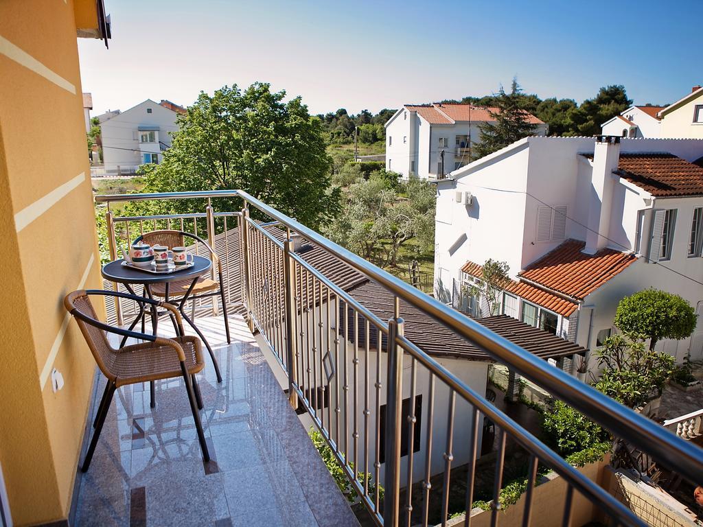 Apartment Zadar Diklo Borik Vir Quarto foto